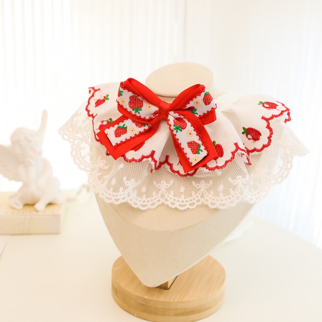 Mokka - Strawberry Cherry Lace Cat Collar