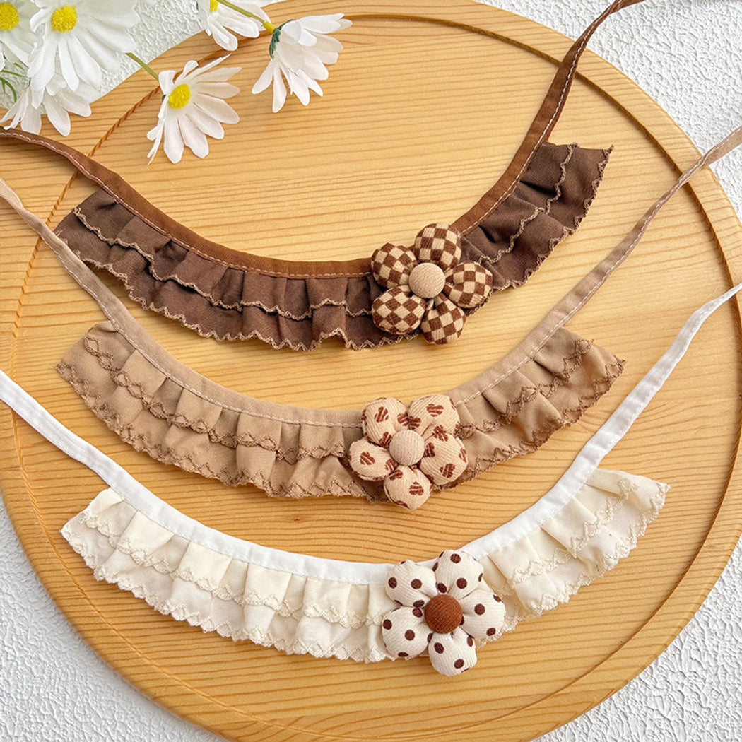 Mokka - Ruffled Flower Accent Cat Collar