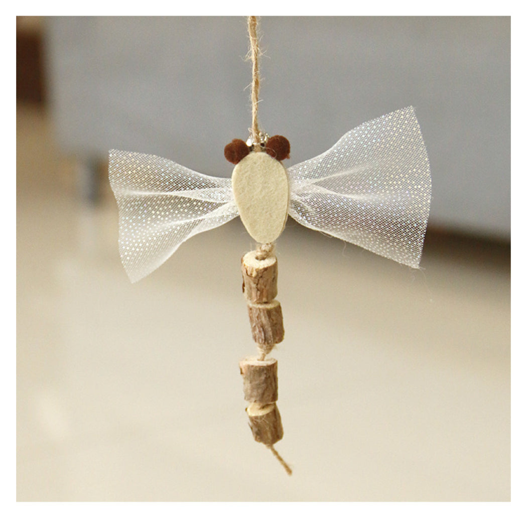 Moo - Insect-Inspired Wand Cat Toy