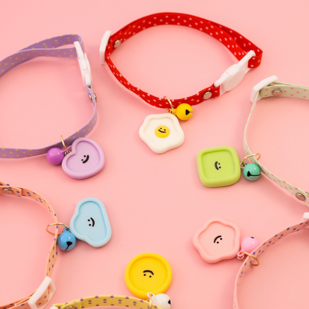 Mokka - Polka Dot Smiley Cat Collar