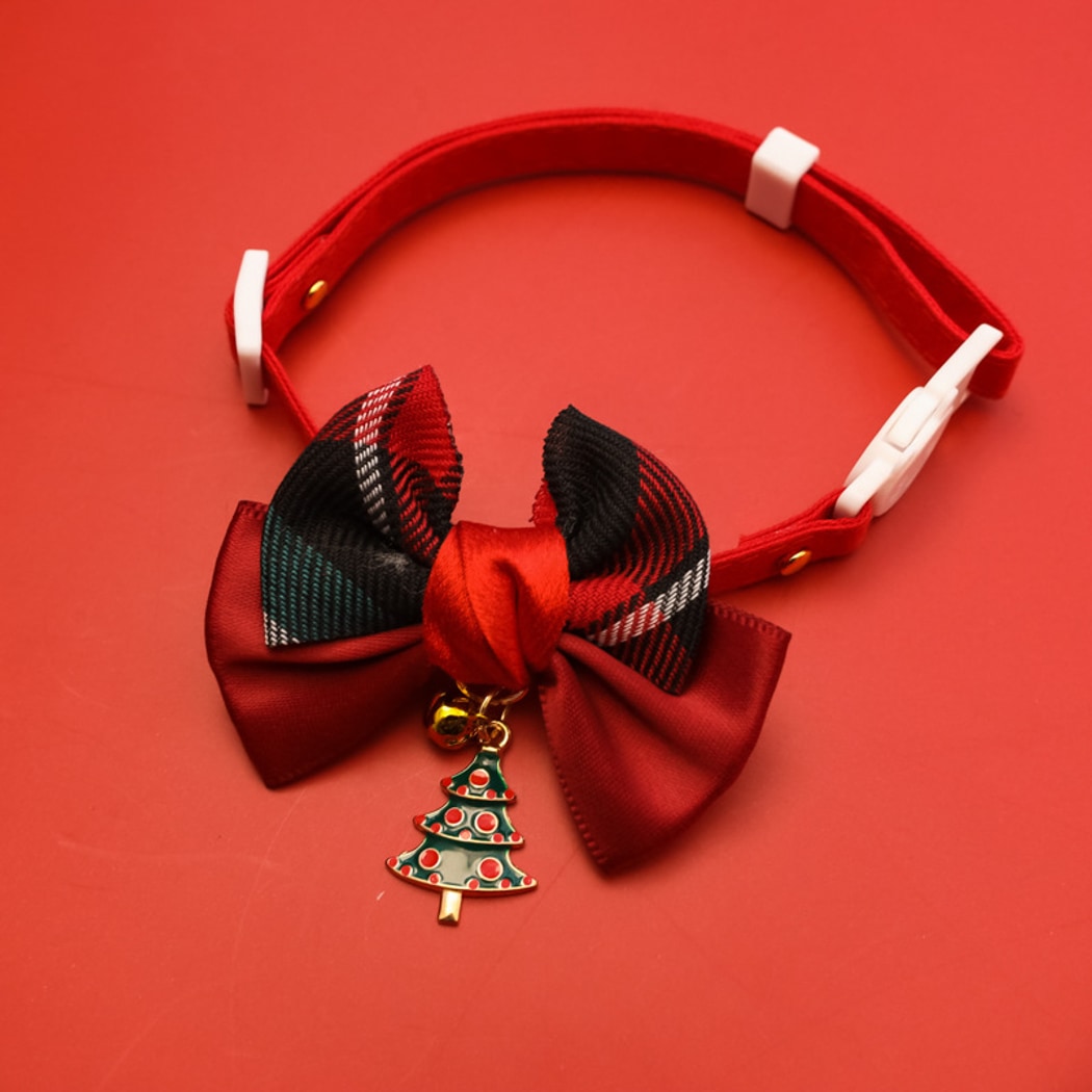 Christmoo - Christmas Bow Pattern Cat Collar