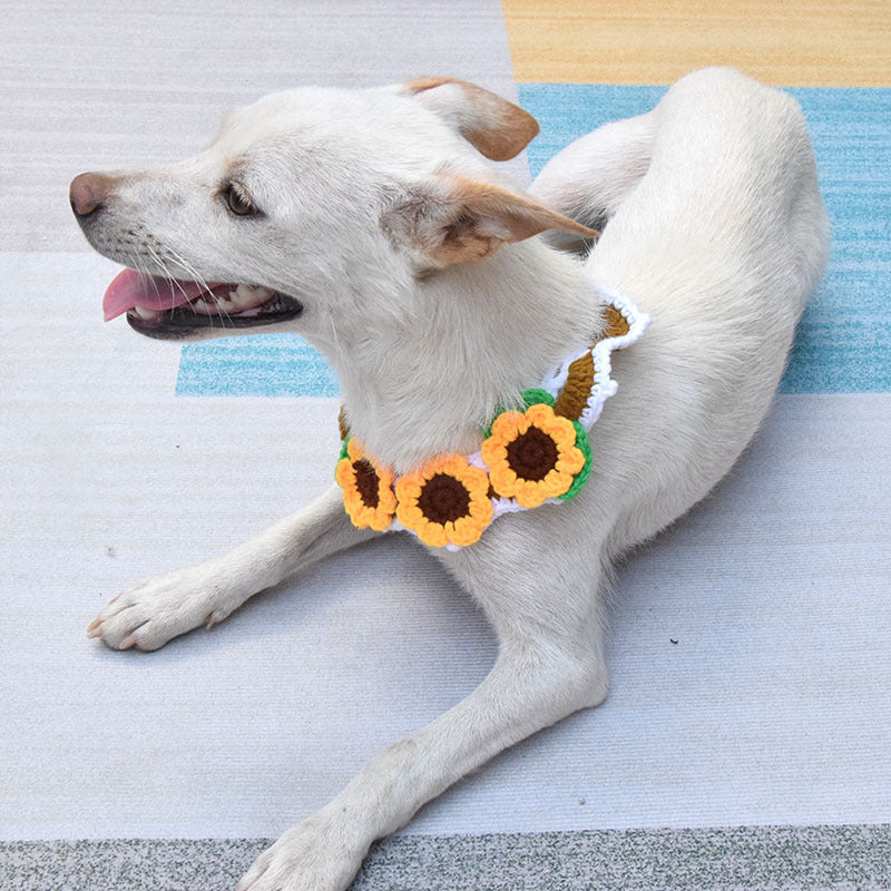 Mokka - Knit Adjustable Floral Design Cat Collar