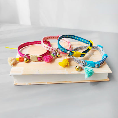 Mokka Cat Collar with Bell showcasing adjustable sizing