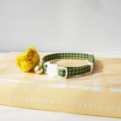 Side view of Mokka adjustable cat collar highlighting the grid design