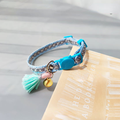 Mokka Adjustable Cat Collar with Bell in action on a cat